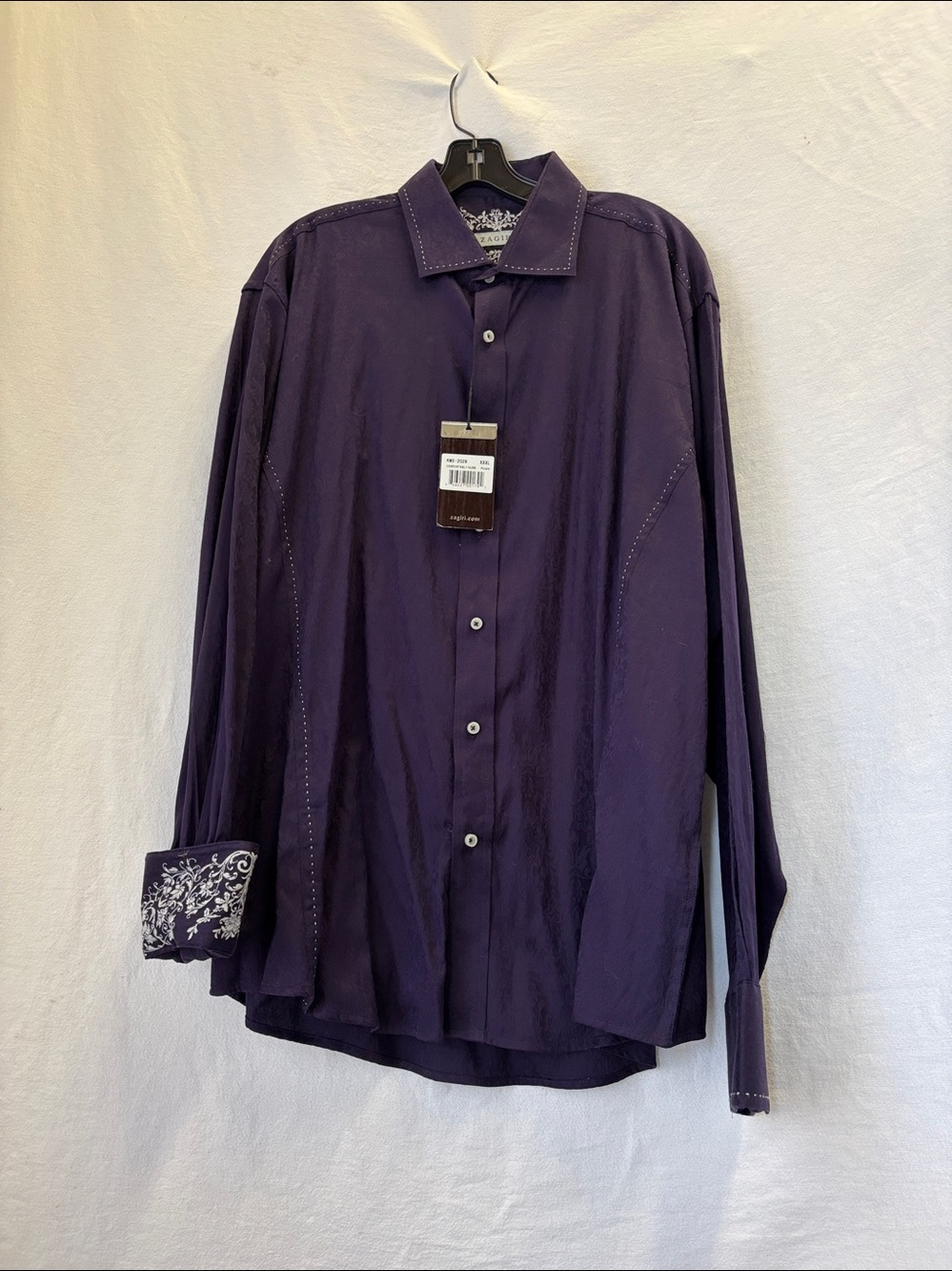 Zagiri Comfortably Numb Button Down Sports Shirt